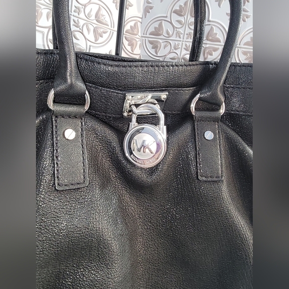 MICHAEL KORS - Large pebbled leather handbag - Picture 5 of 14